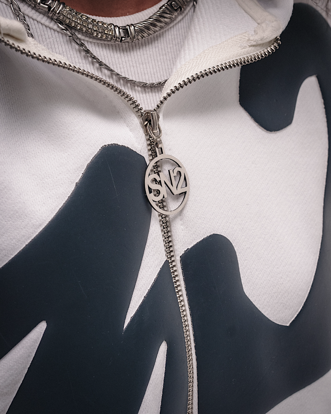 DEMENTE GREY ON WHITE ZIPUP JACKET