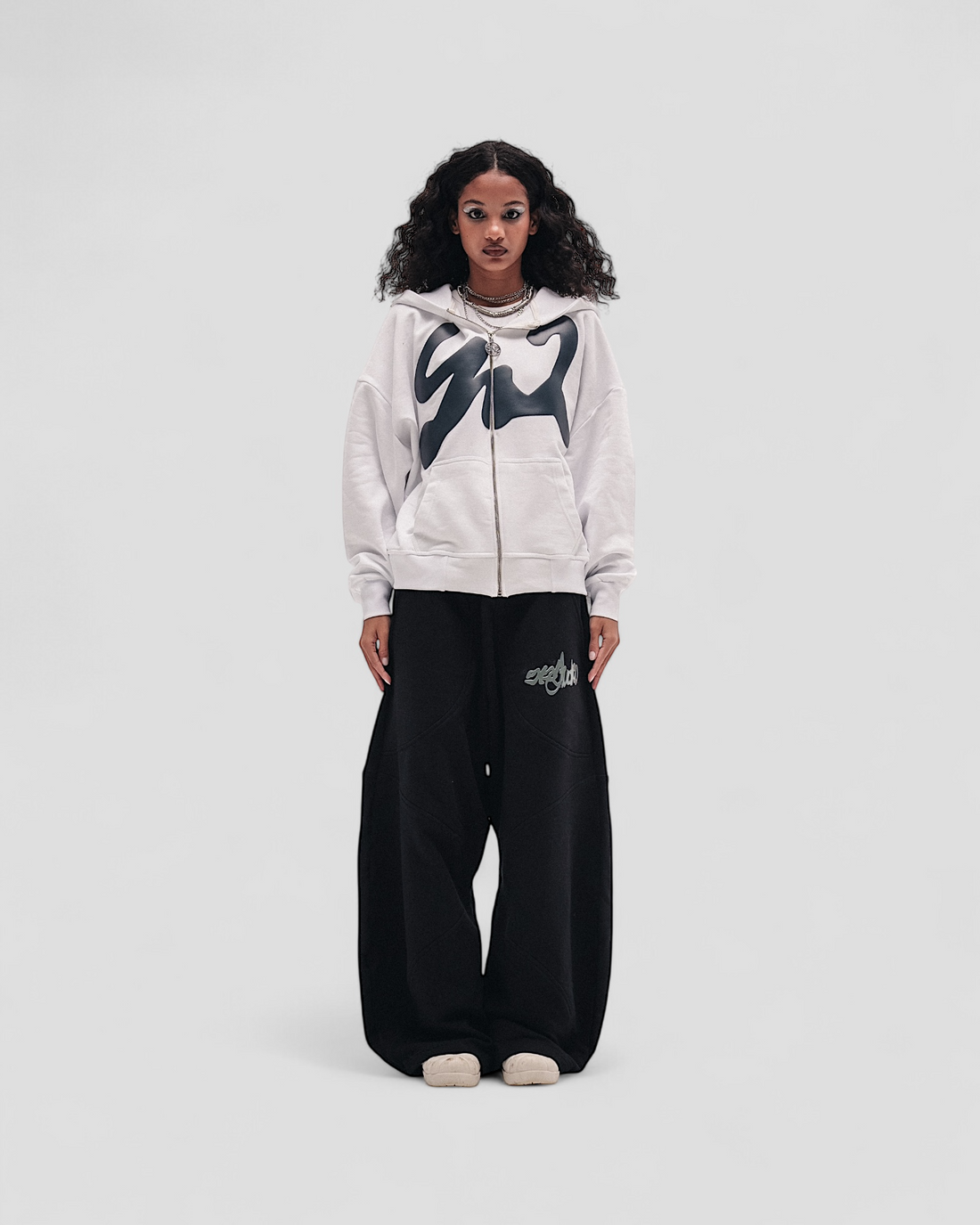 DEMENTE GREY ON WHITE ZIPUP JACKET