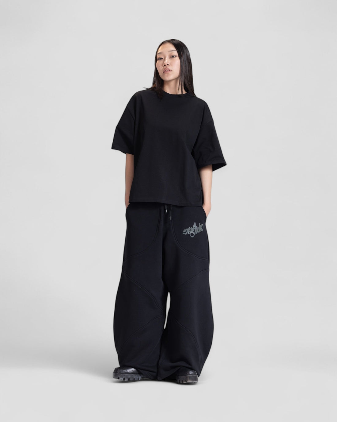The Perfect Blank Black Boxy Tshirt V1