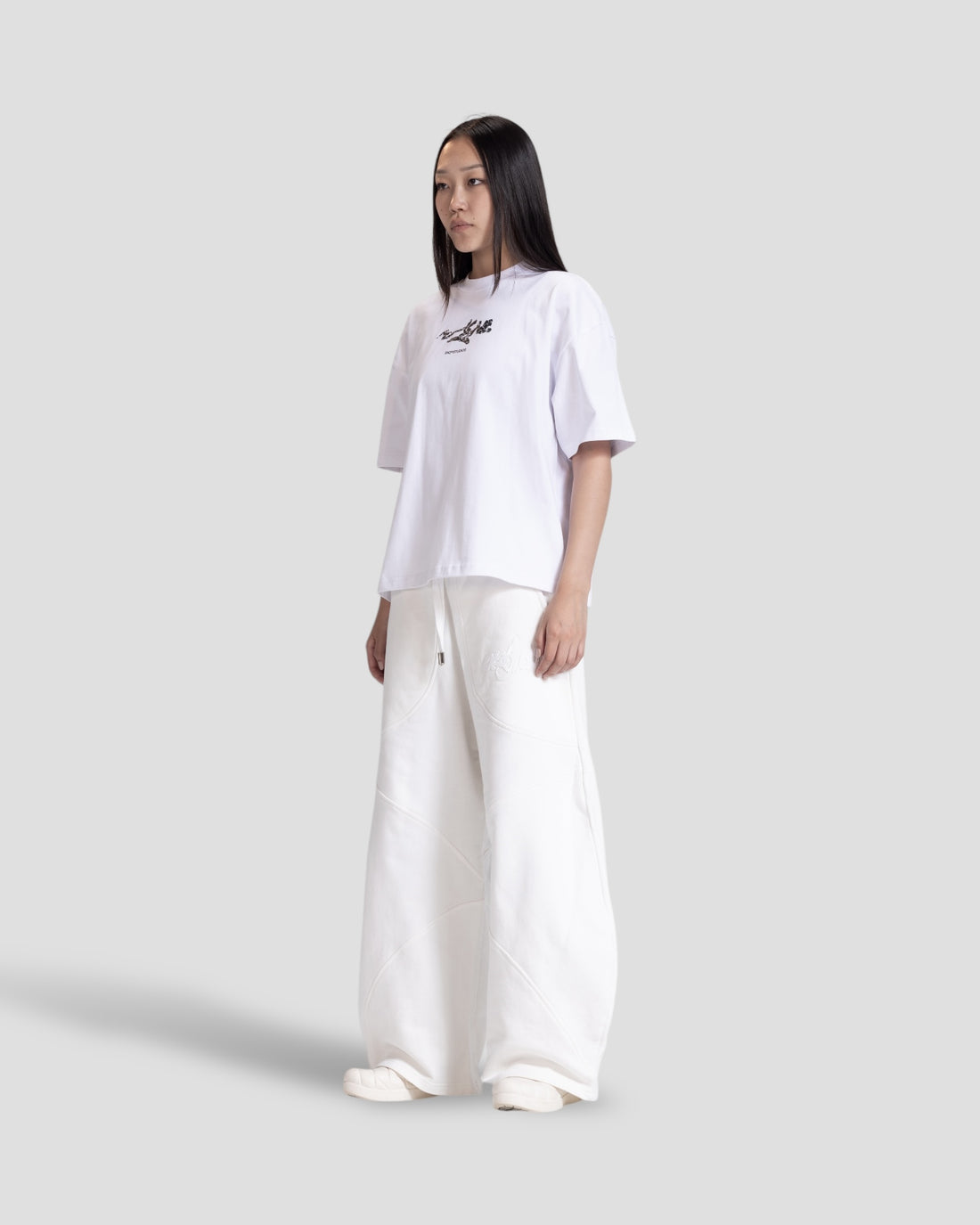 DEMENTE WHITE CRACKED BOXY TEE