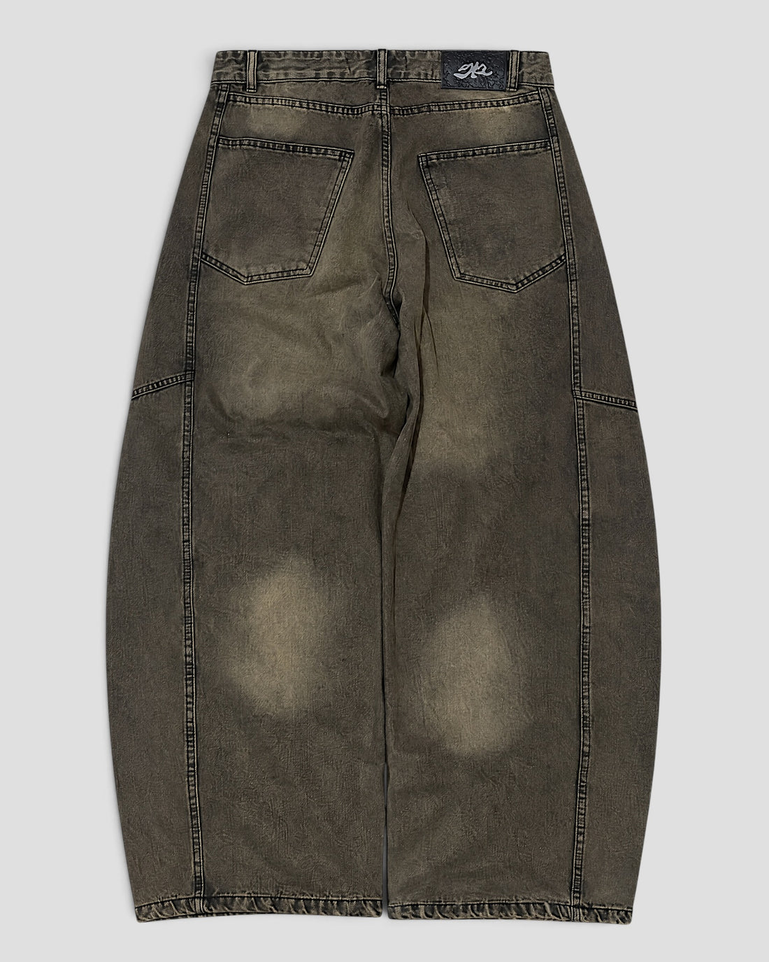 DEMENTE BROWN WASHED BARREL CURVED OVERSIZED JEANS