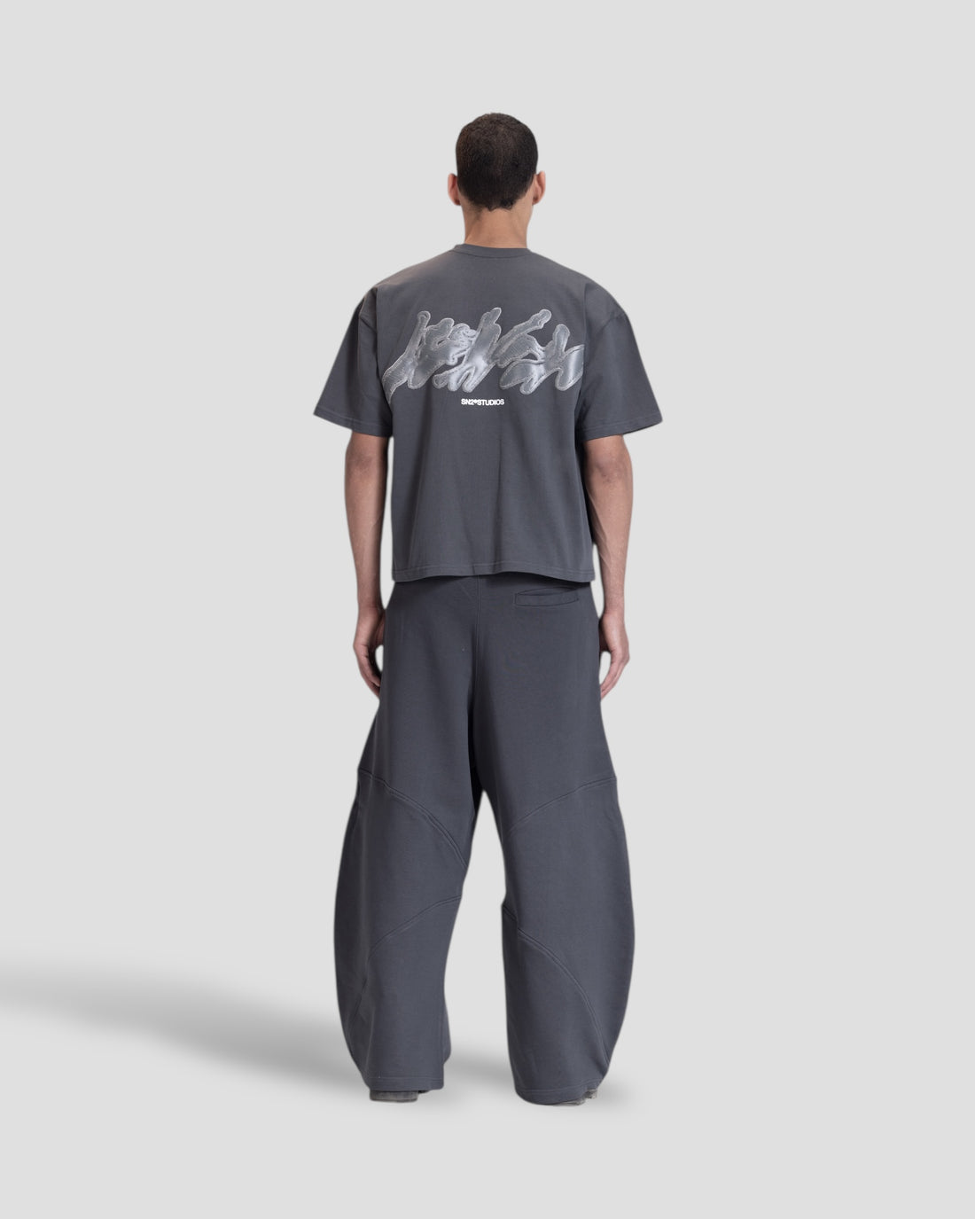 DESLEVADO GREY ILLUSION EMBROIDERY BOXY TEE