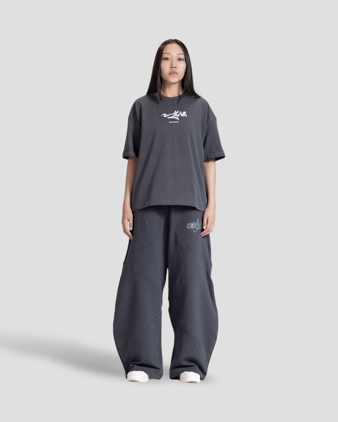DEMENTE GREY CRACKED BOXY TEE