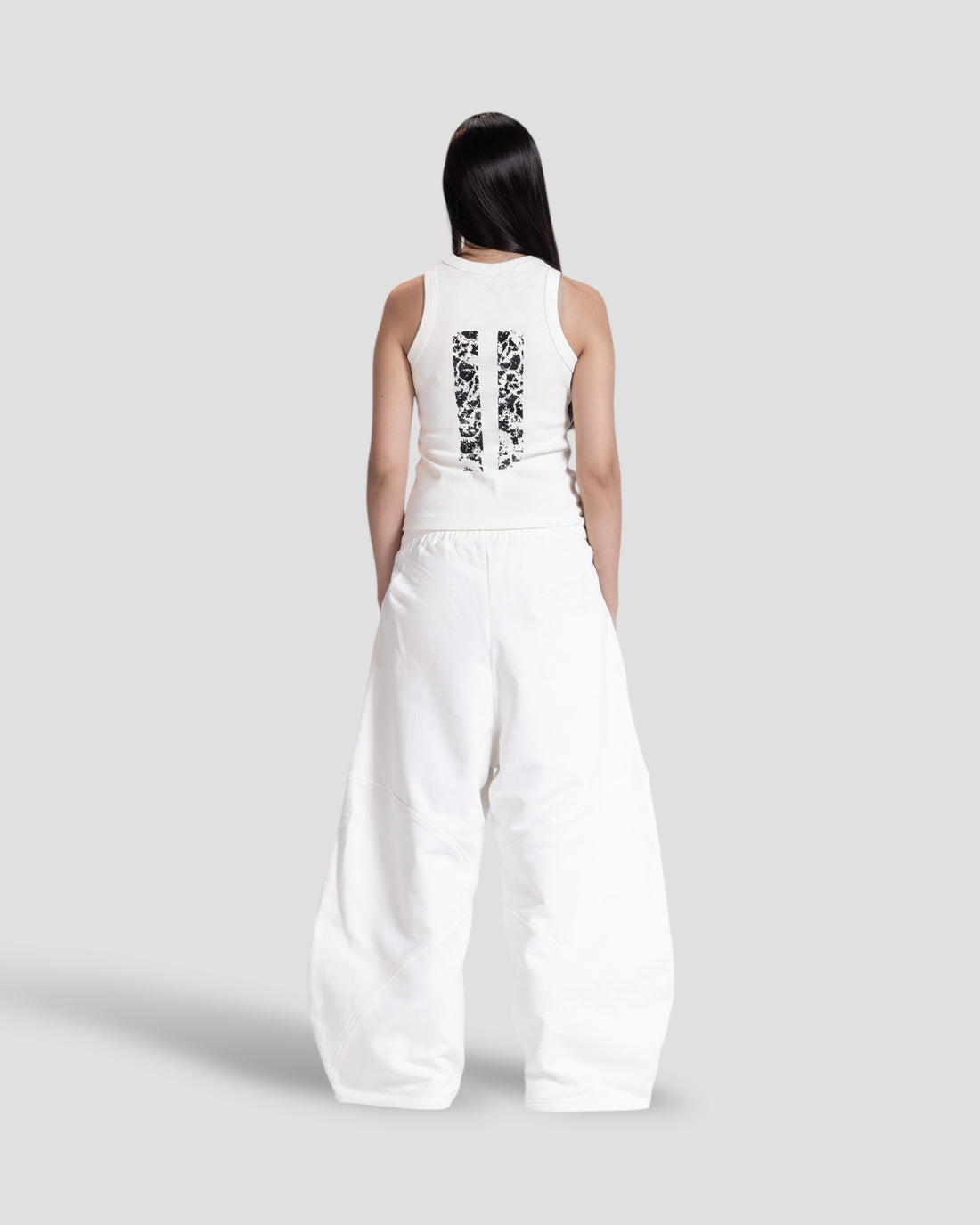 DEMENTE WHITE NUMERALS TANK TOP