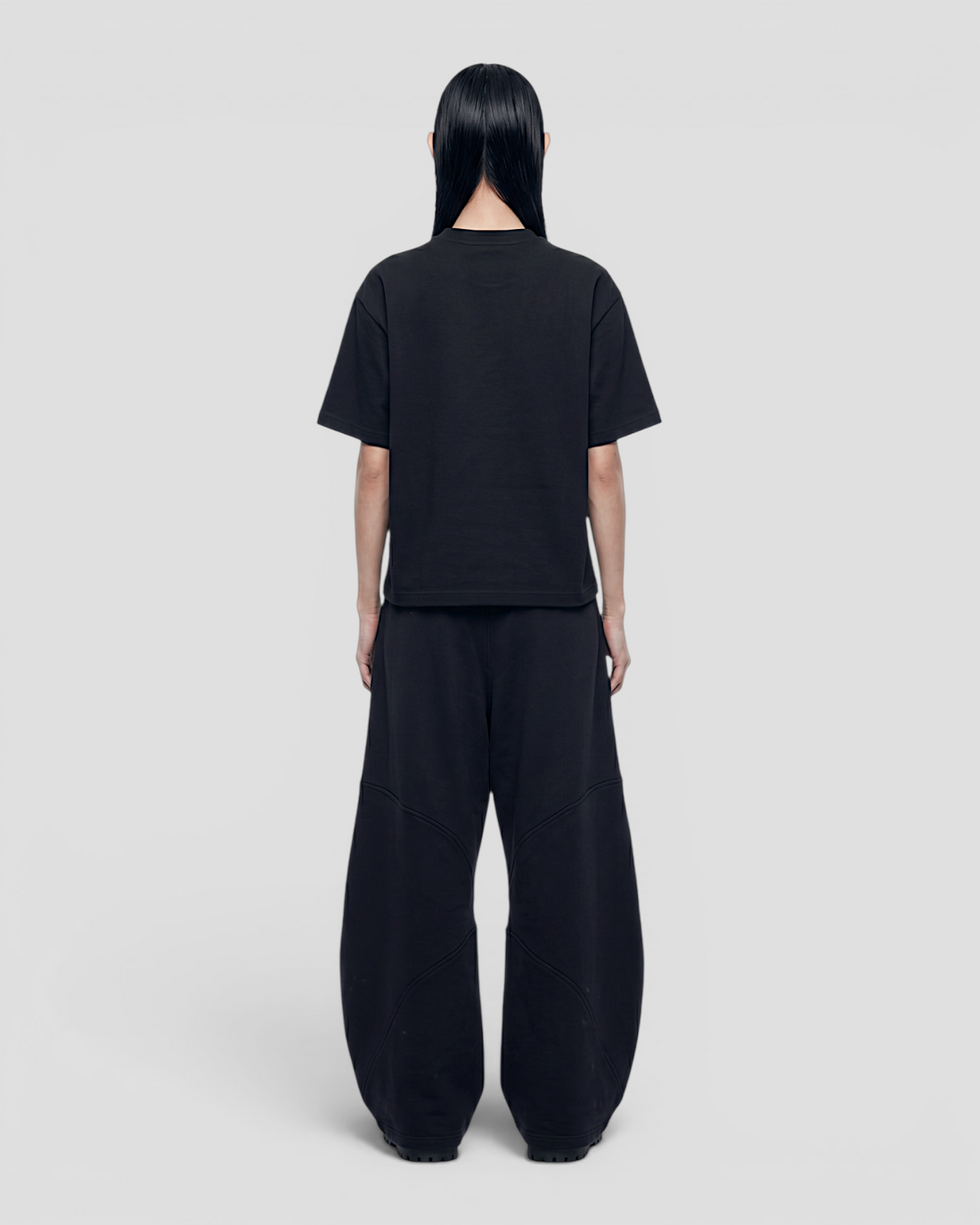 VISCOSO BLACK OVERSIZED TEE