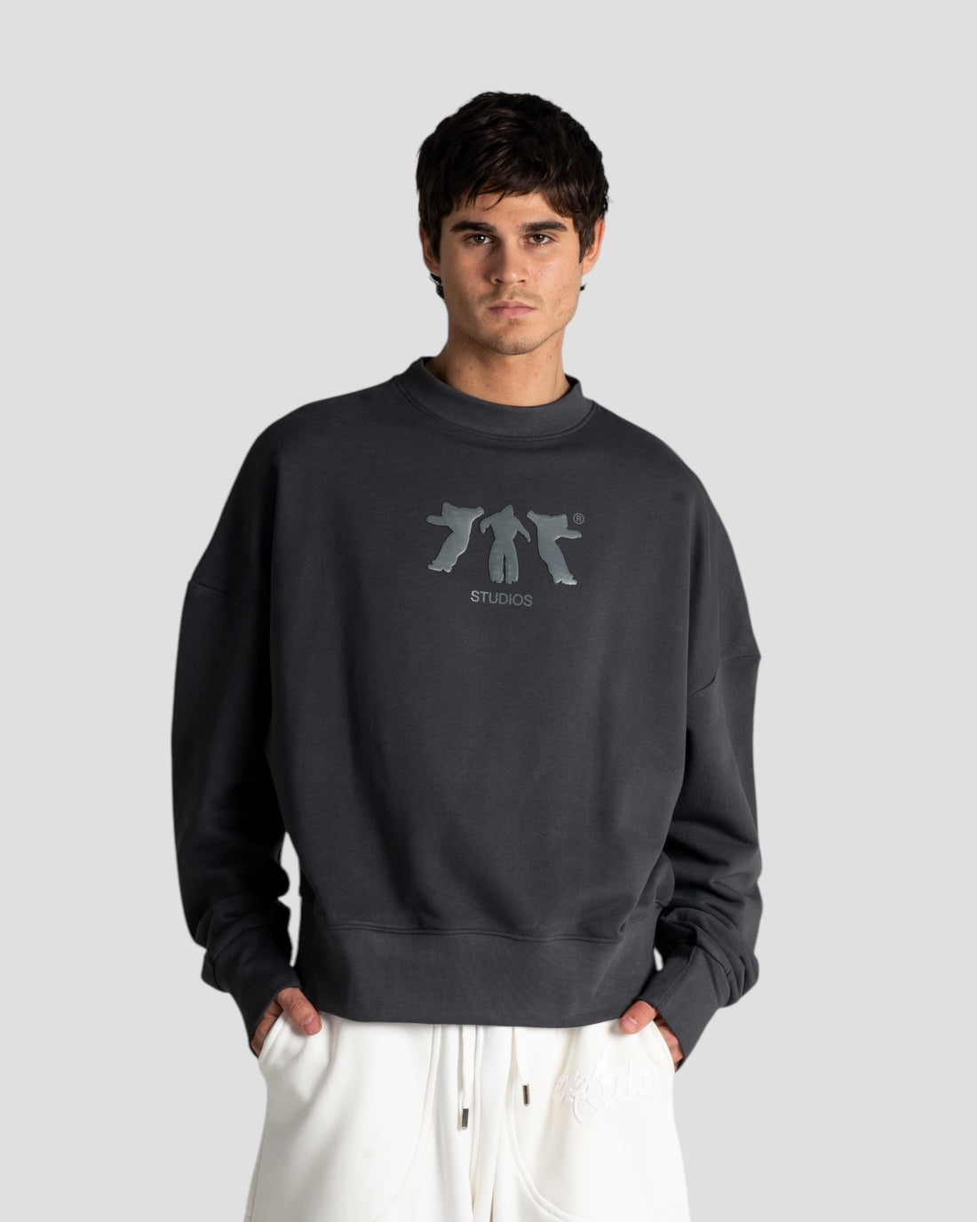 DEMENTE GREY CREWNECK