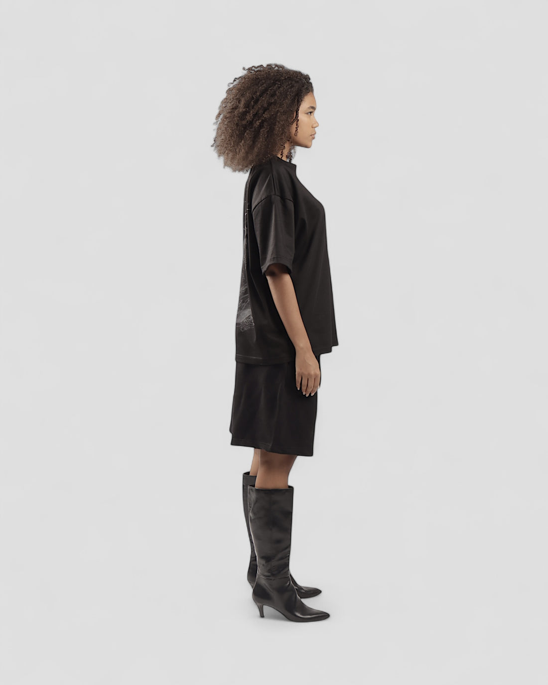 VISCERAL BLACK BOXY TEE