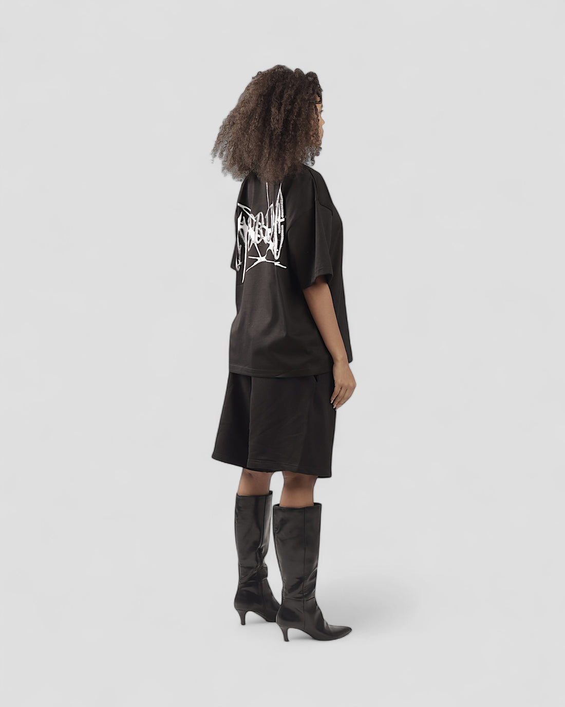 INTERLUDE BLACK BOXY TEE (10019782033683)