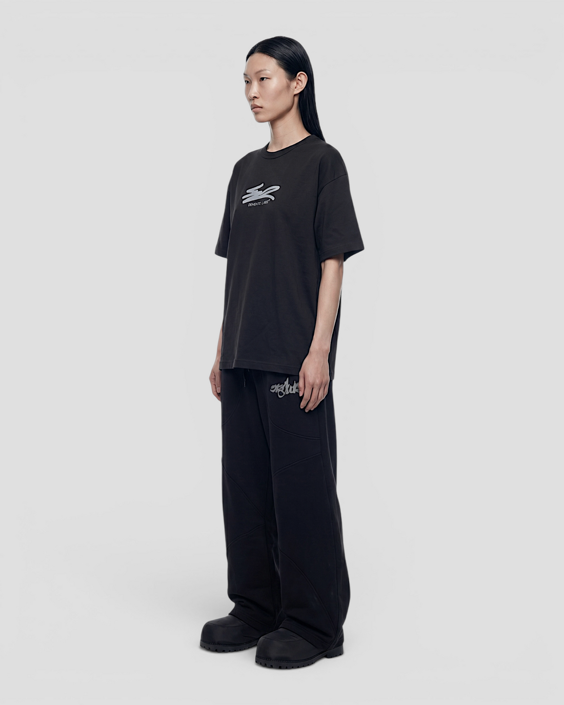 FLOTANTE BLACK OVERSIZED TEE