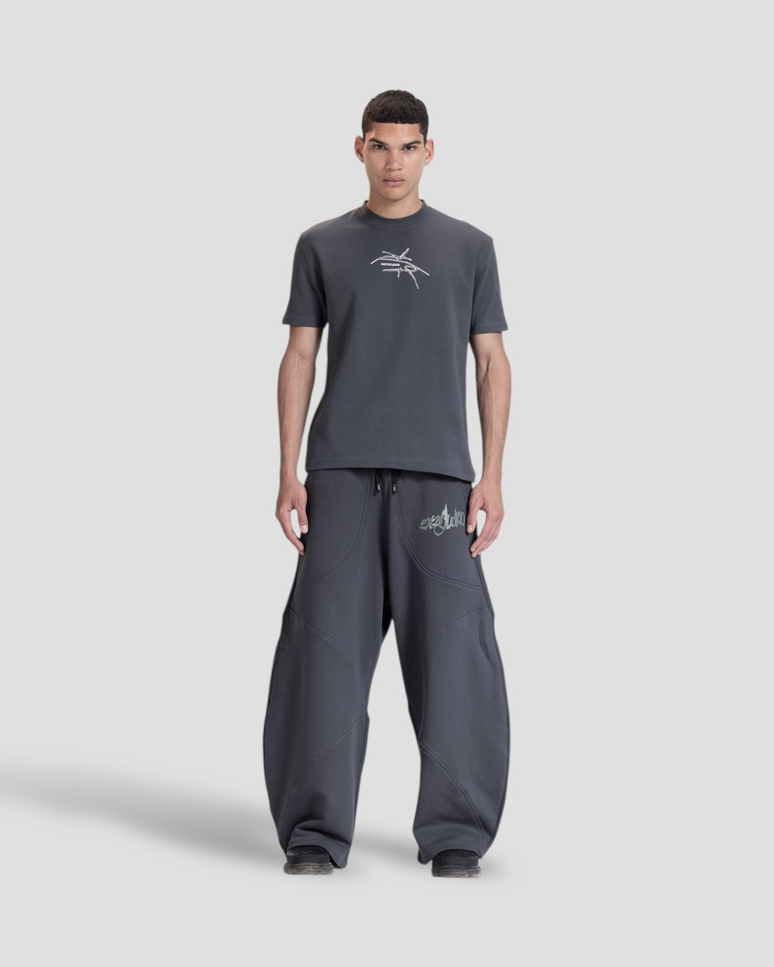 DEMENTE GREY SPIKED REGULAR TEE