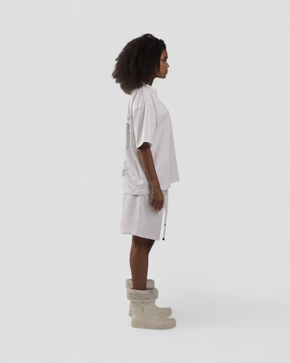 VISCERAL WHITE BOXY TEE