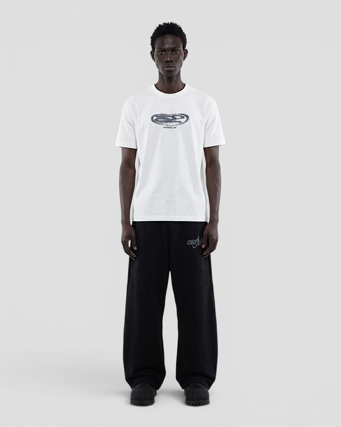 OVALADO WHITE REGULAR TEE