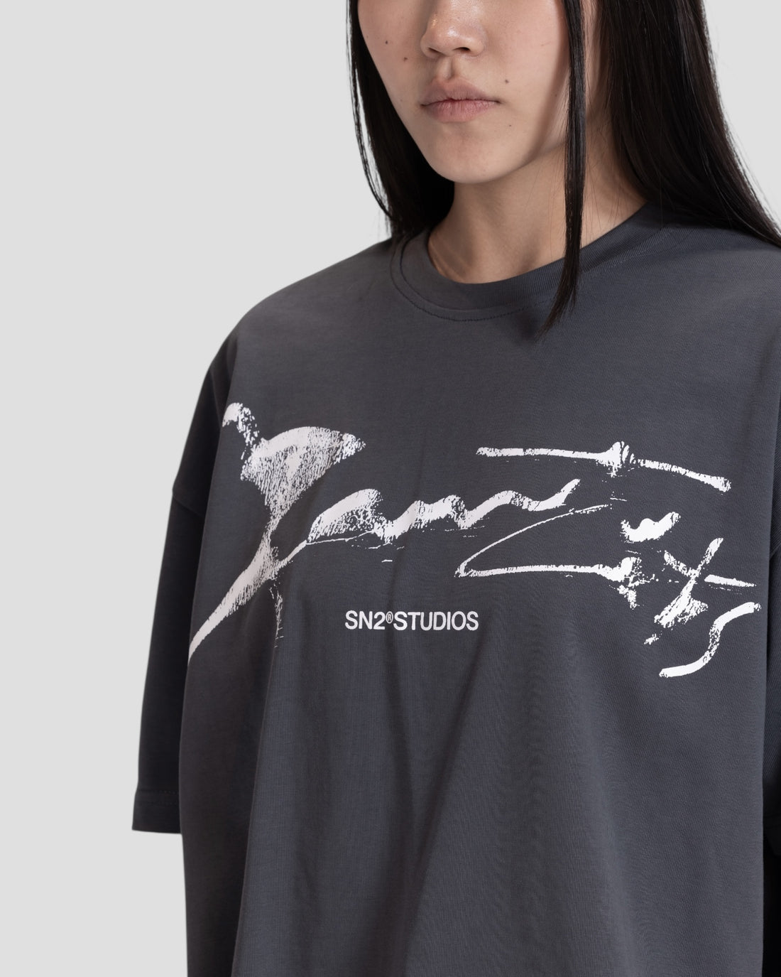 DEMENTE GREY SHATTERED BOXY TEE