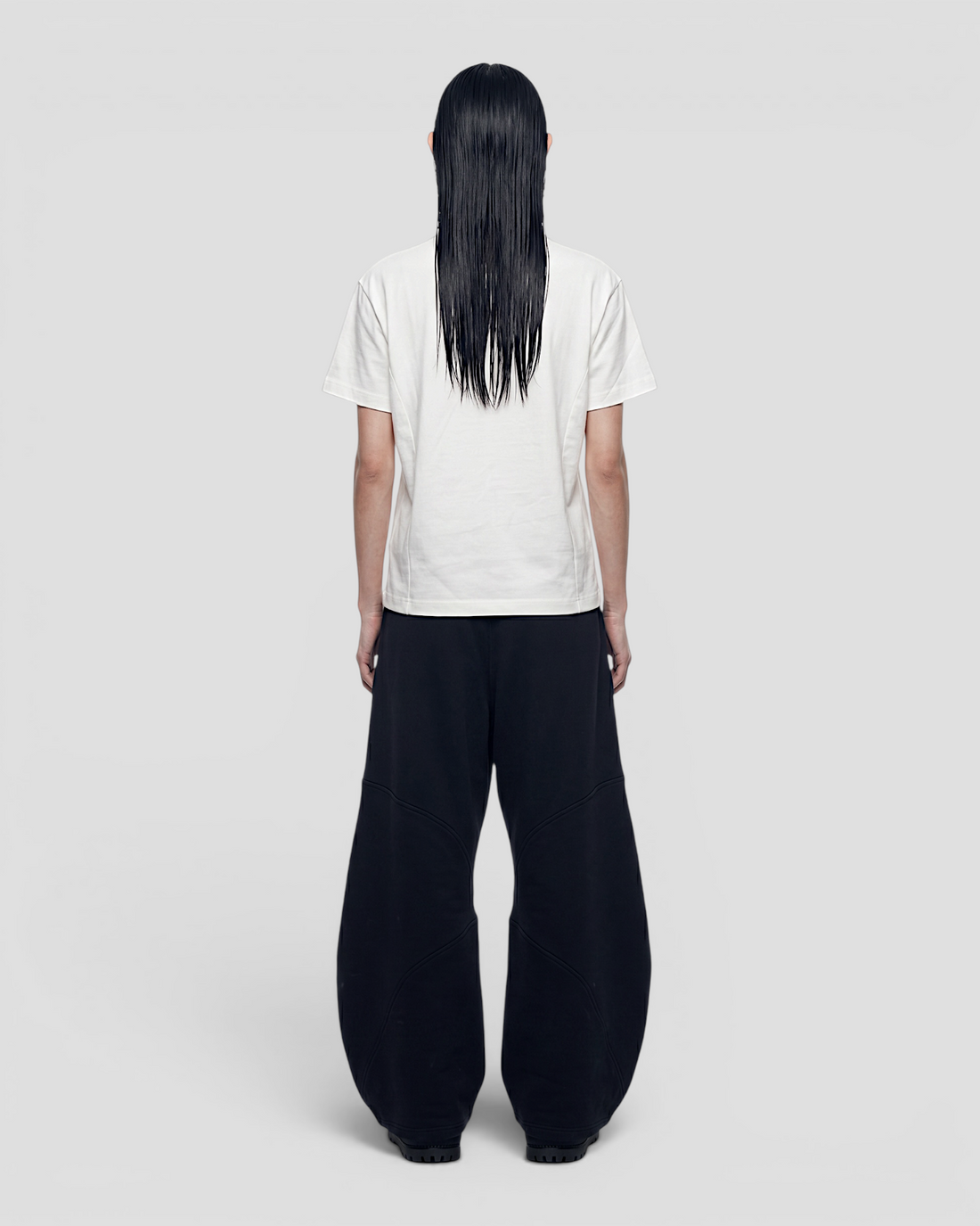 LOGO WHITE REGULAR TEE
