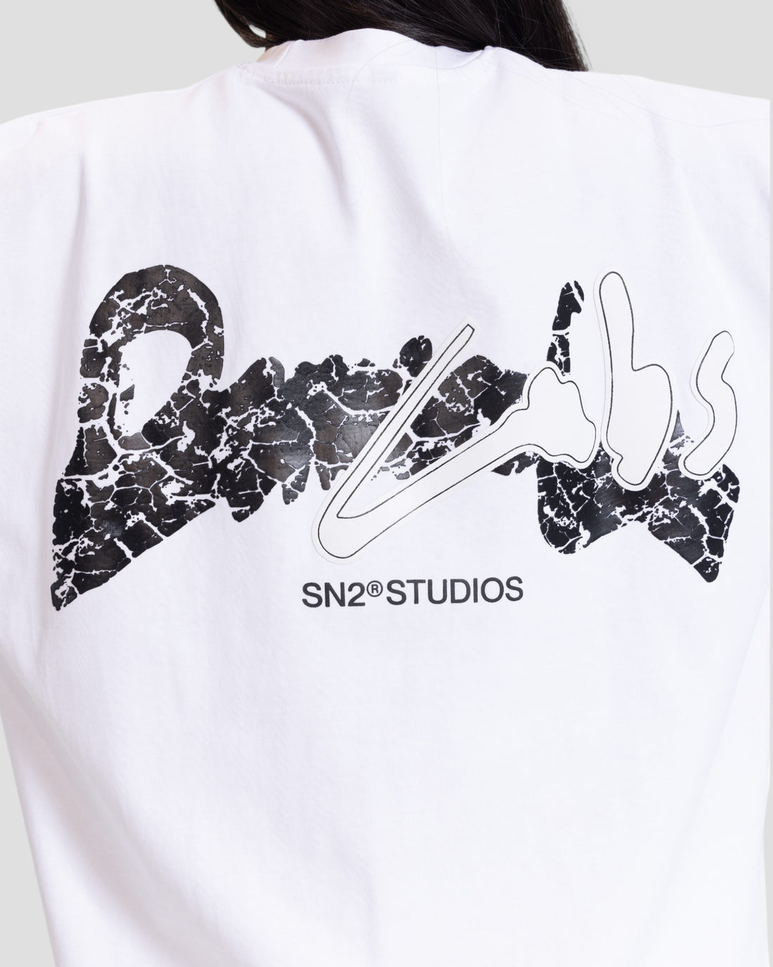 DEMENTE WHITE CRACKED BOXY TEE
