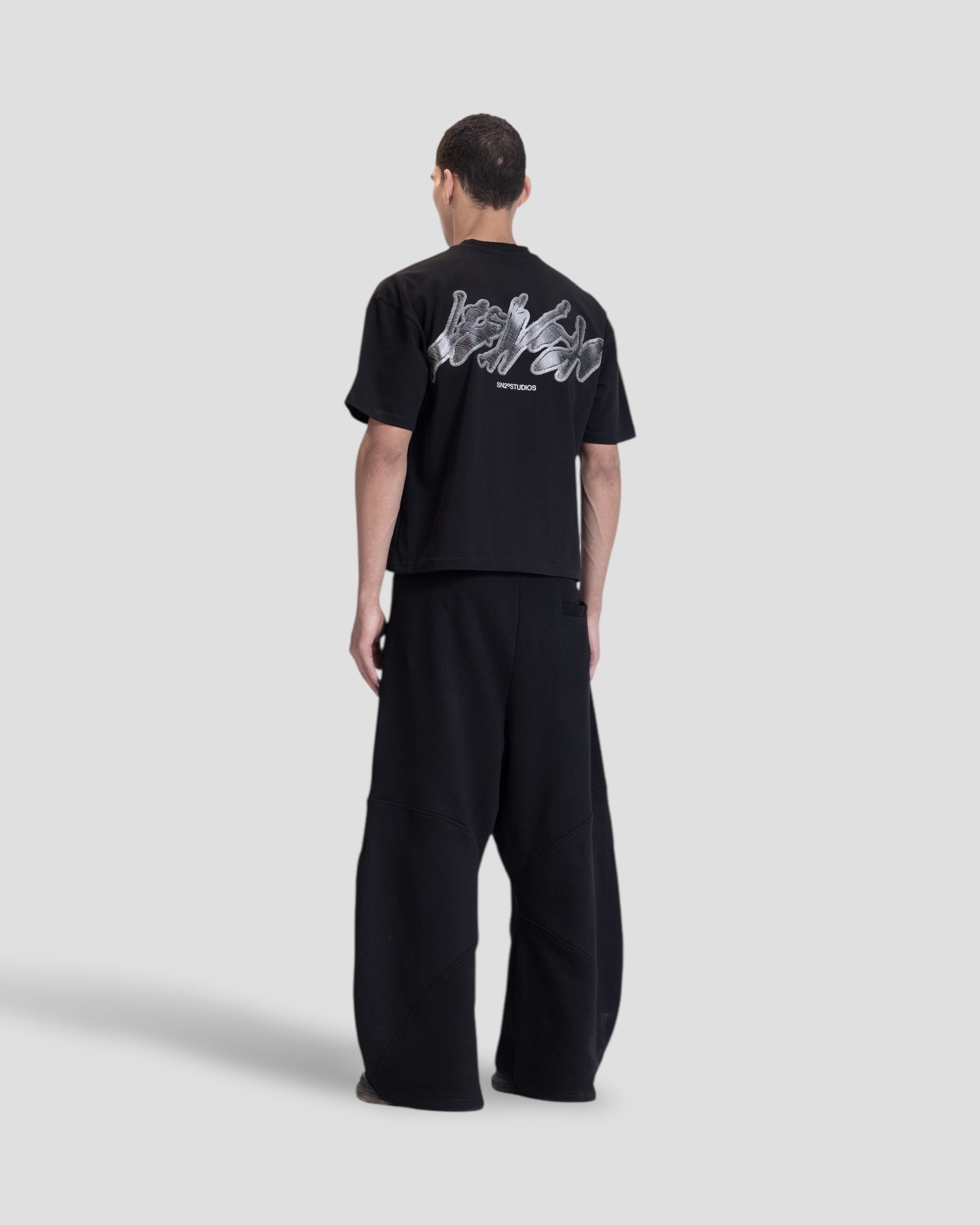 DESLEVADO BLACK ILLUSION EMBROIDERY BOXY TEE – SN2 STUDIOS