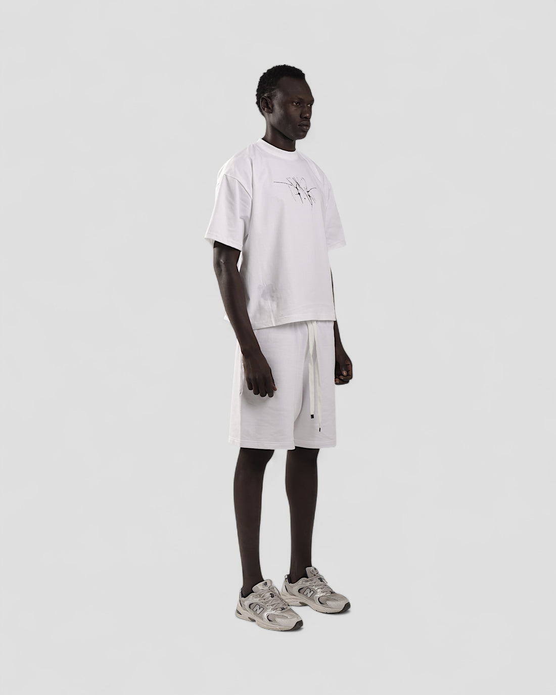 VISCERAL WHITE BOXY TEE