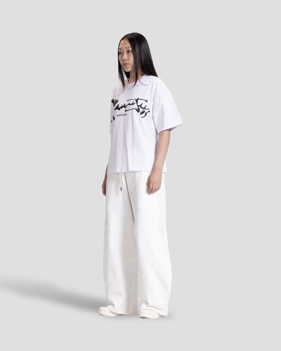 DEMENTE WHITE SHATTERED BOXY TEE