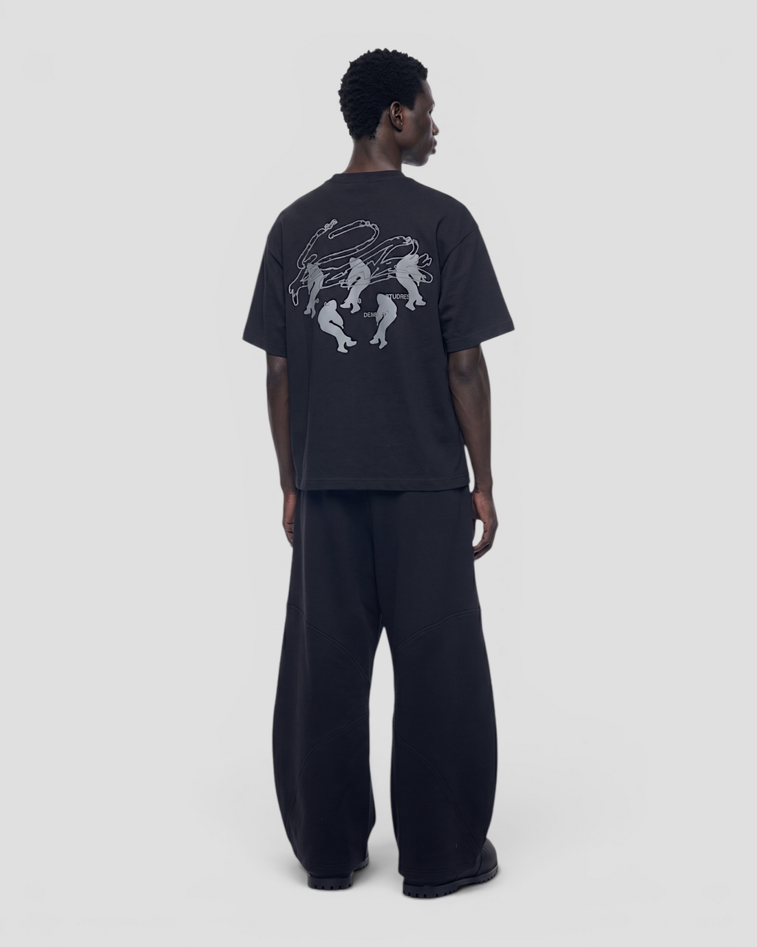 FLOTANTE BLACK OVERSIZED TEE