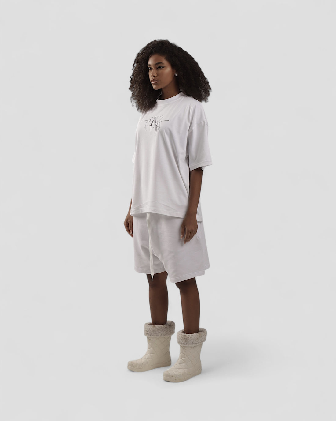 VISCERAL WHITE BOXY TEE