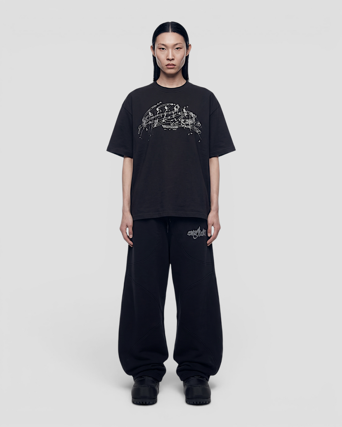 VISCOSO BLACK OVERSIZED TEE