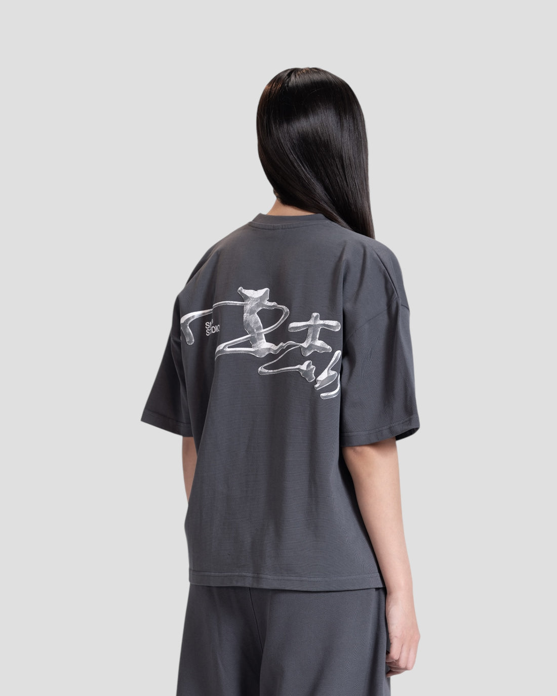 DEMENTE GREY STONE BOXY TEE