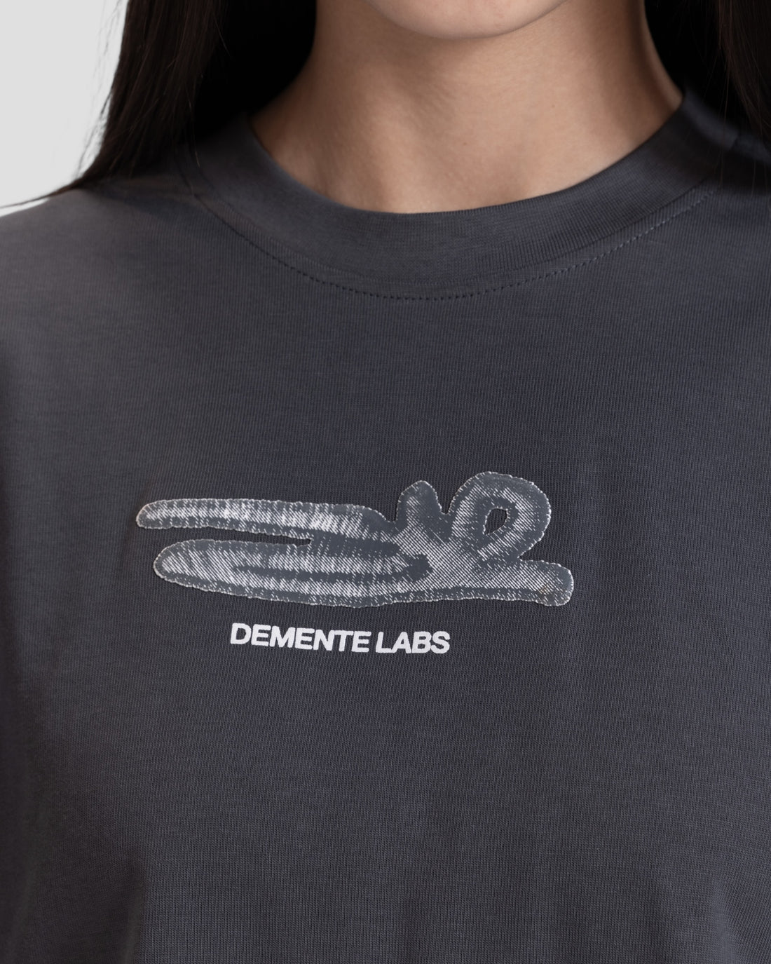 DESLEVADO GREY ILLUSION EMBROIDERY BOXY TEE