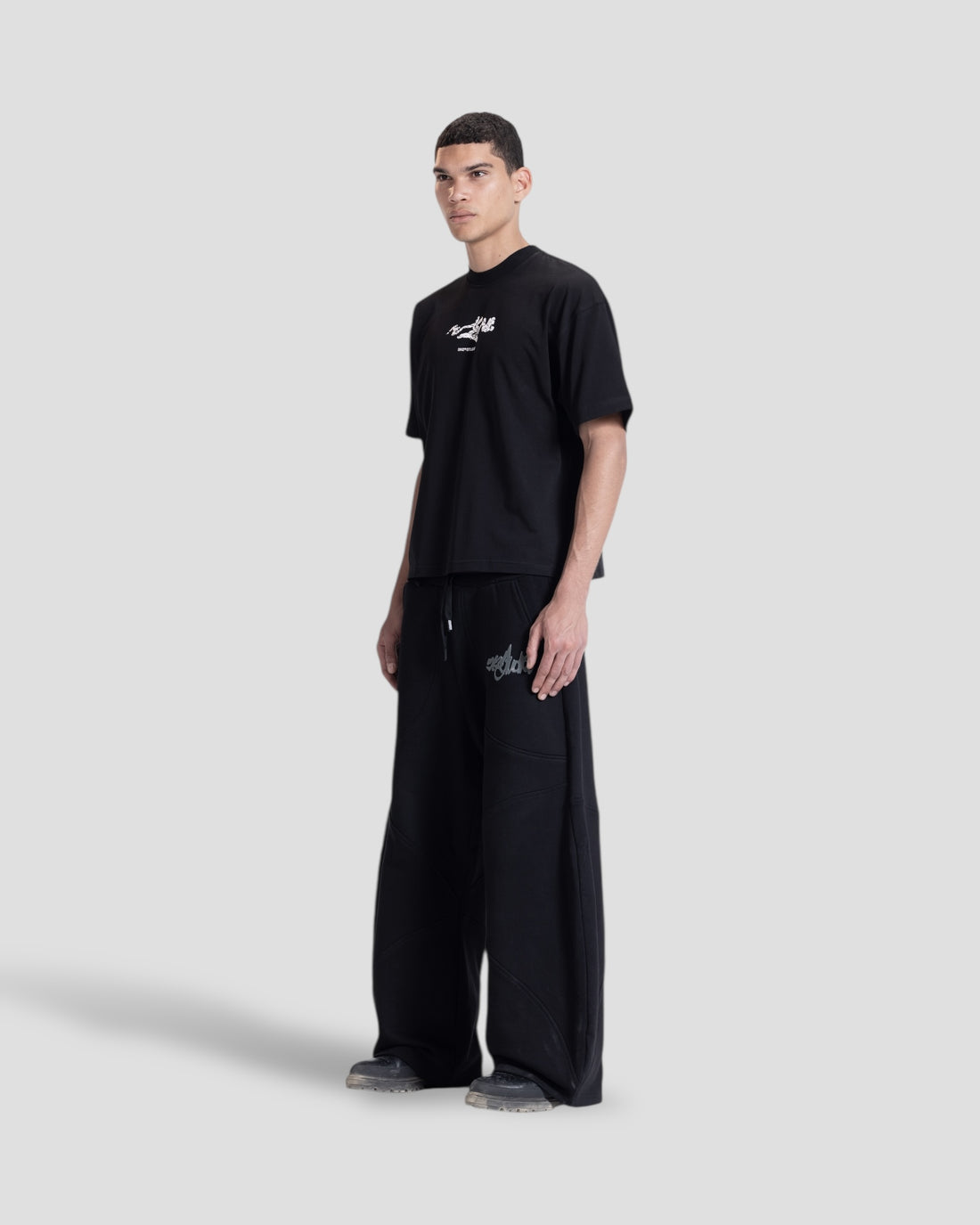 DEMENTE BLACK CRACKED BOXY TEE