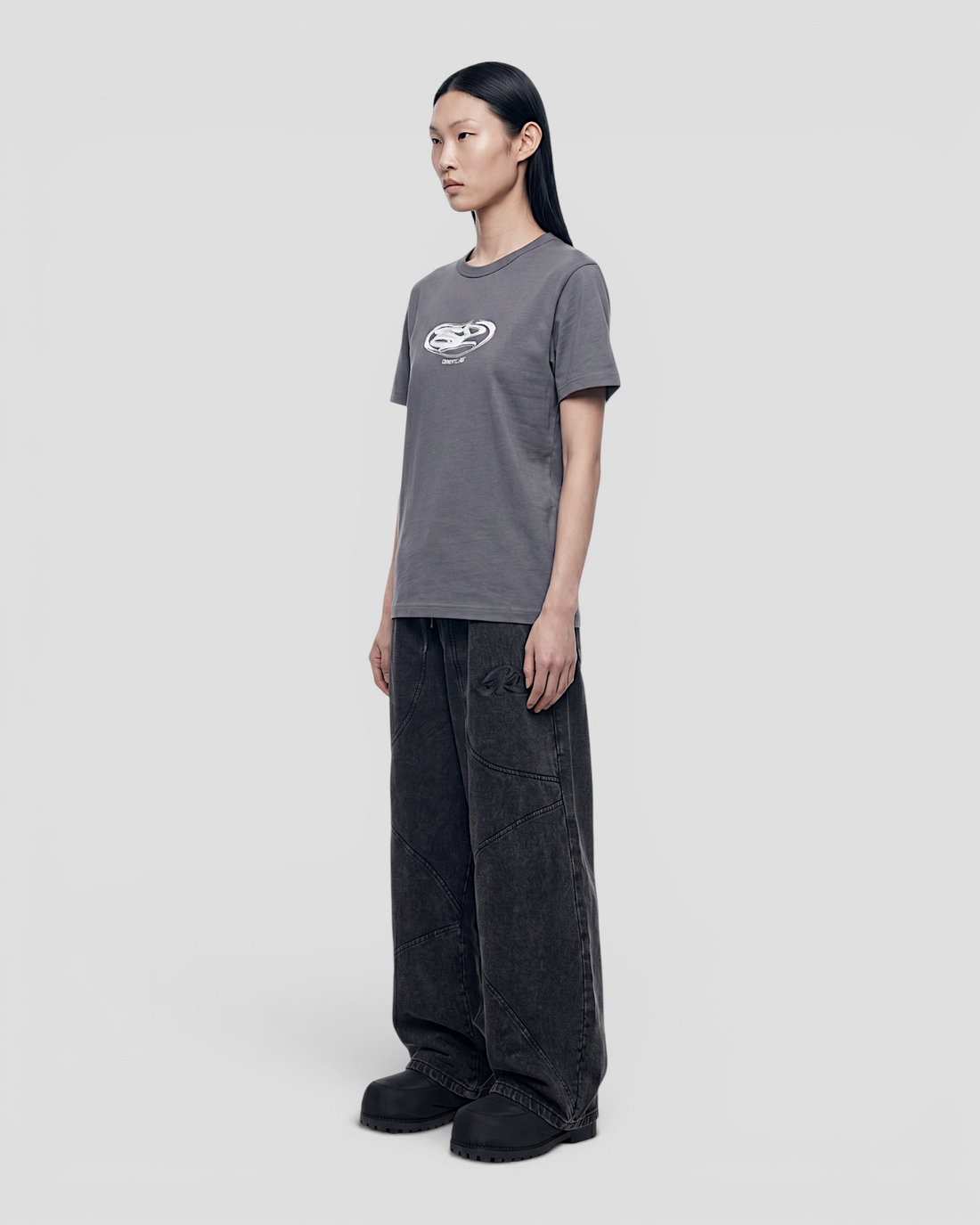 OVALADO GREY REGULAR TEE