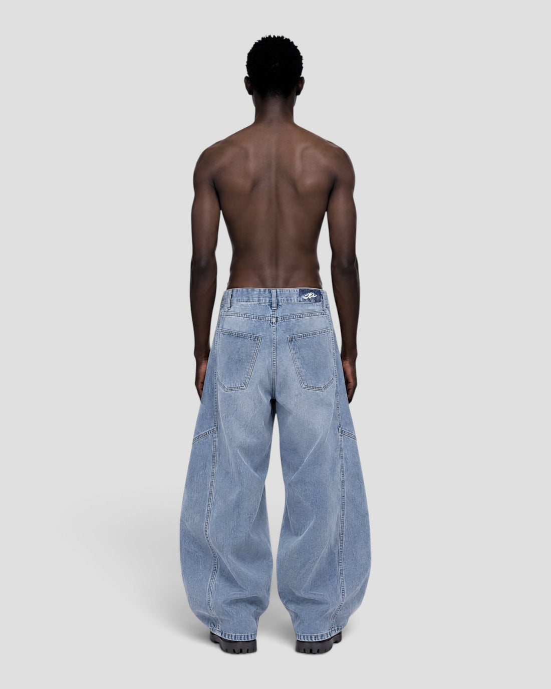 DEMENTE LIGHT BLUE WASHED BARREL CURVED OVERSIZED JEANS