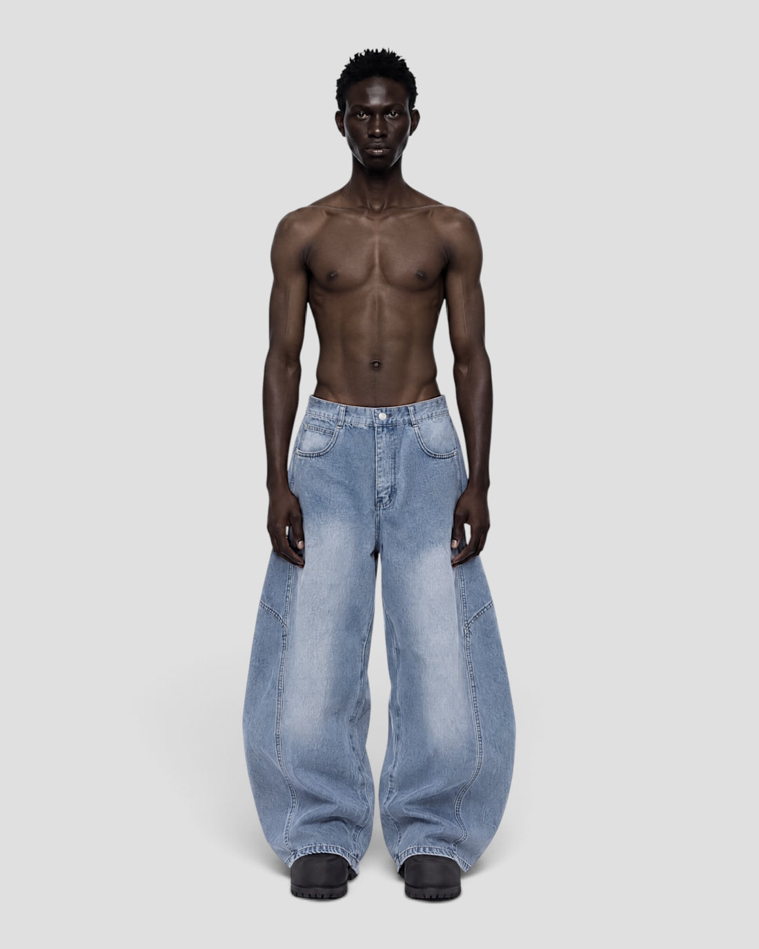 DEMENTE LIGHT BLUE WASHED BARREL CURVED OVERSIZED JEANS
