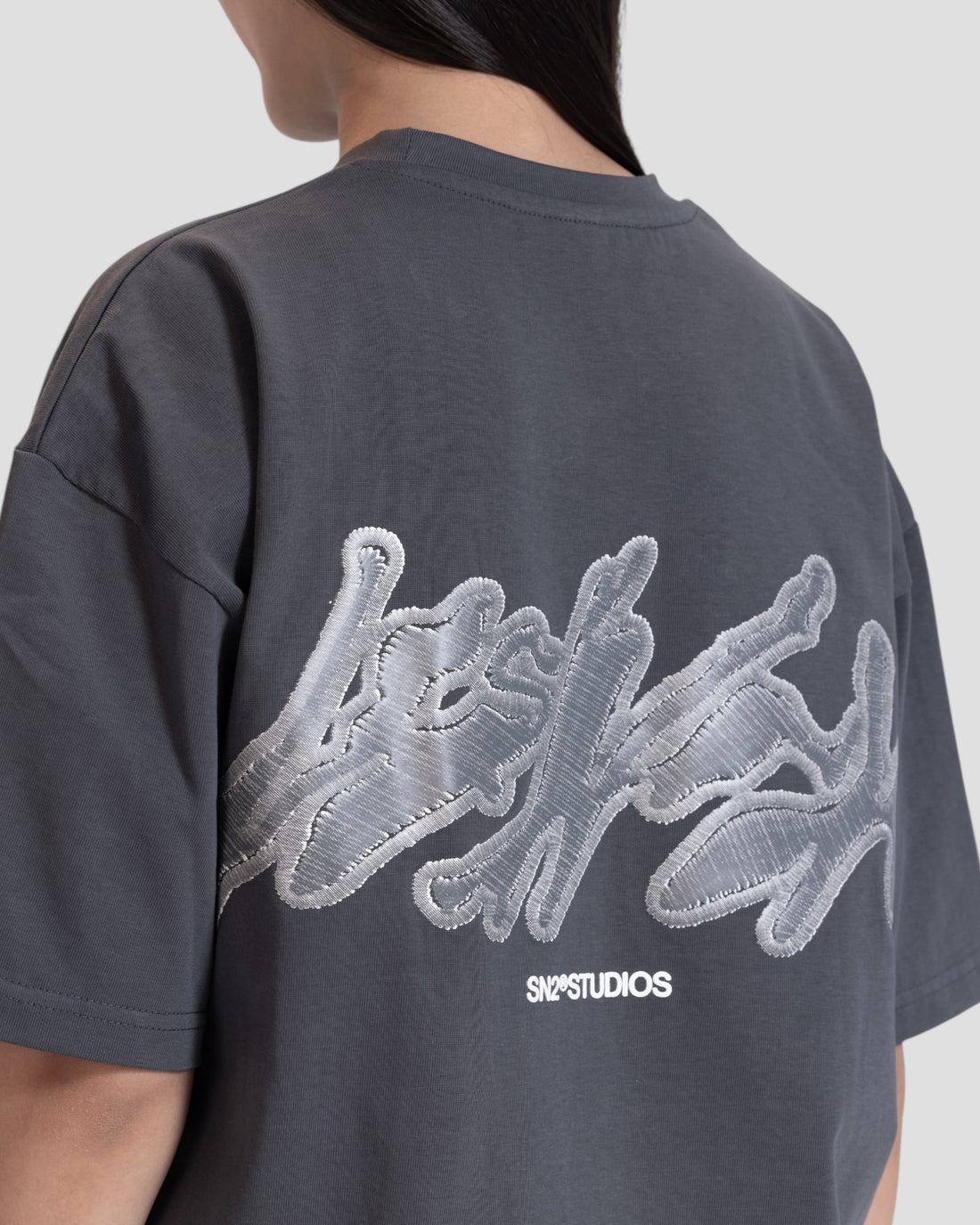 DESLEVADO GREY ILLUSION EMBROIDERY BOXY TEE