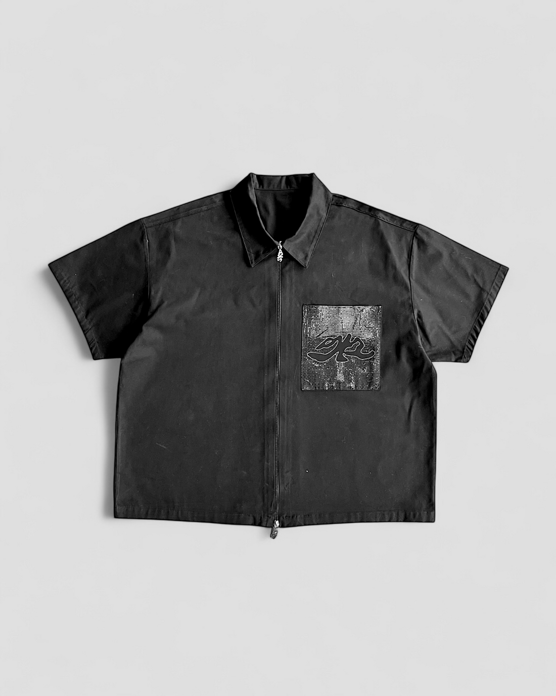 DEMENTE TWO-WAY BLACK SHIRT