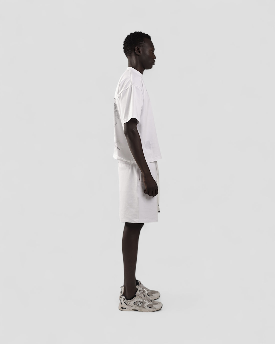VISCERAL WHITE BOXY TEE
