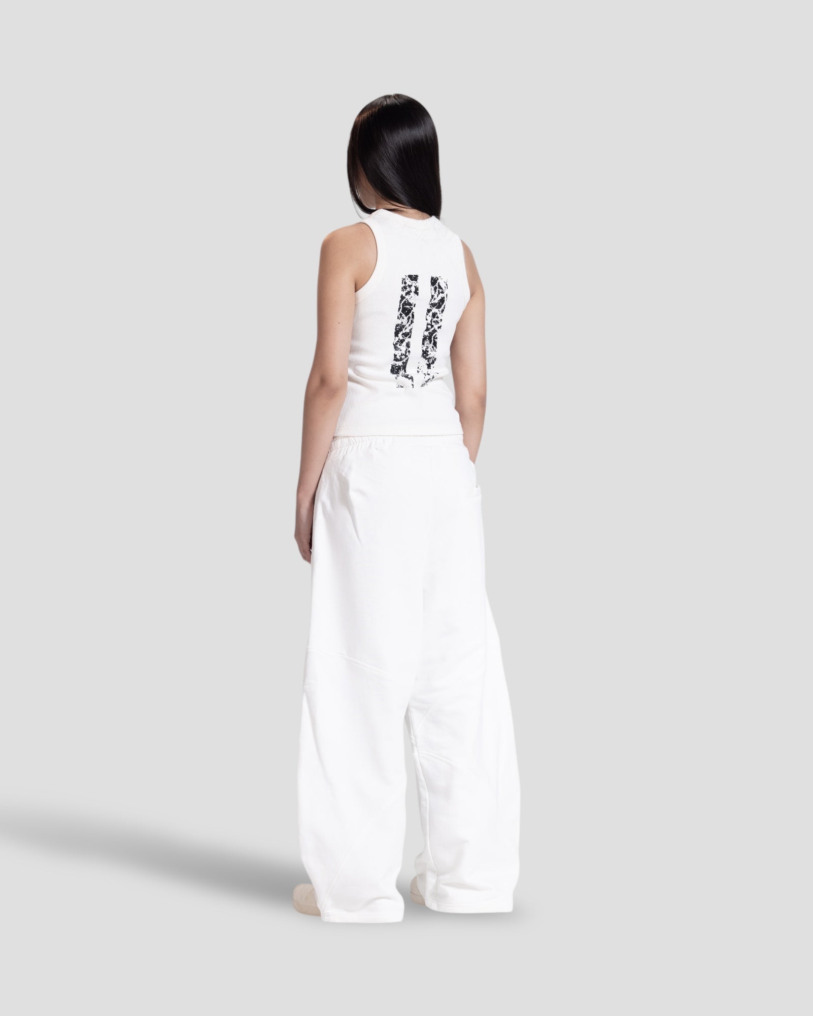 ◆BADBLOOD◆ Mystic Tank Slim Fit White Reposted from @itzy.all.in.us BADBLOOD X ITZY Badblood