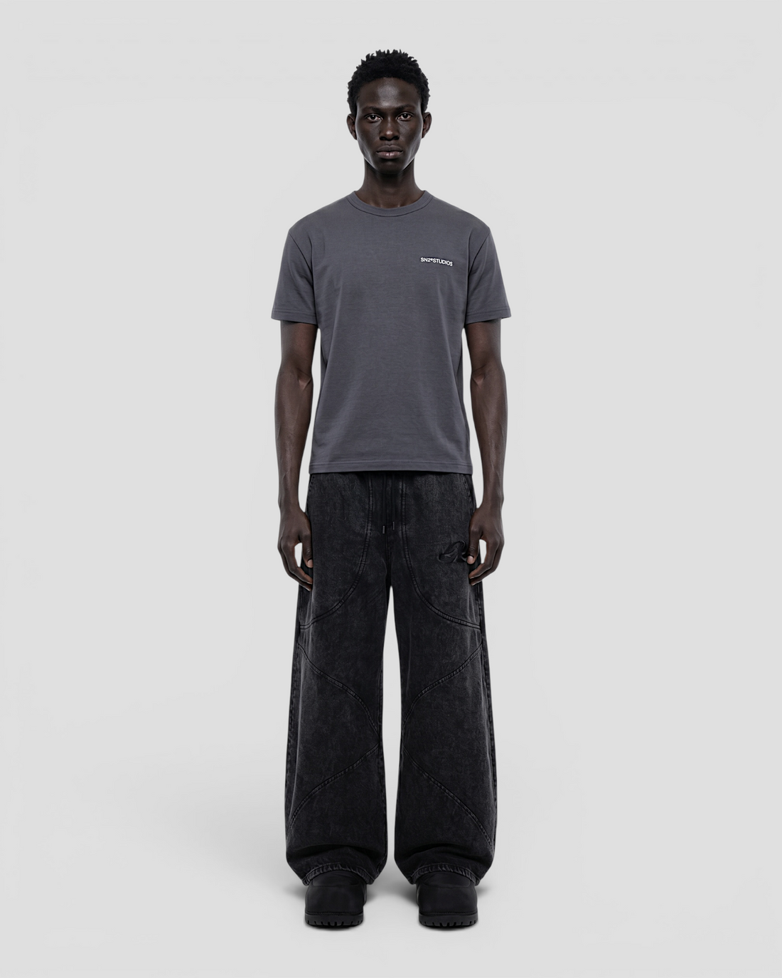 LOGO GREY REGULAR TEE