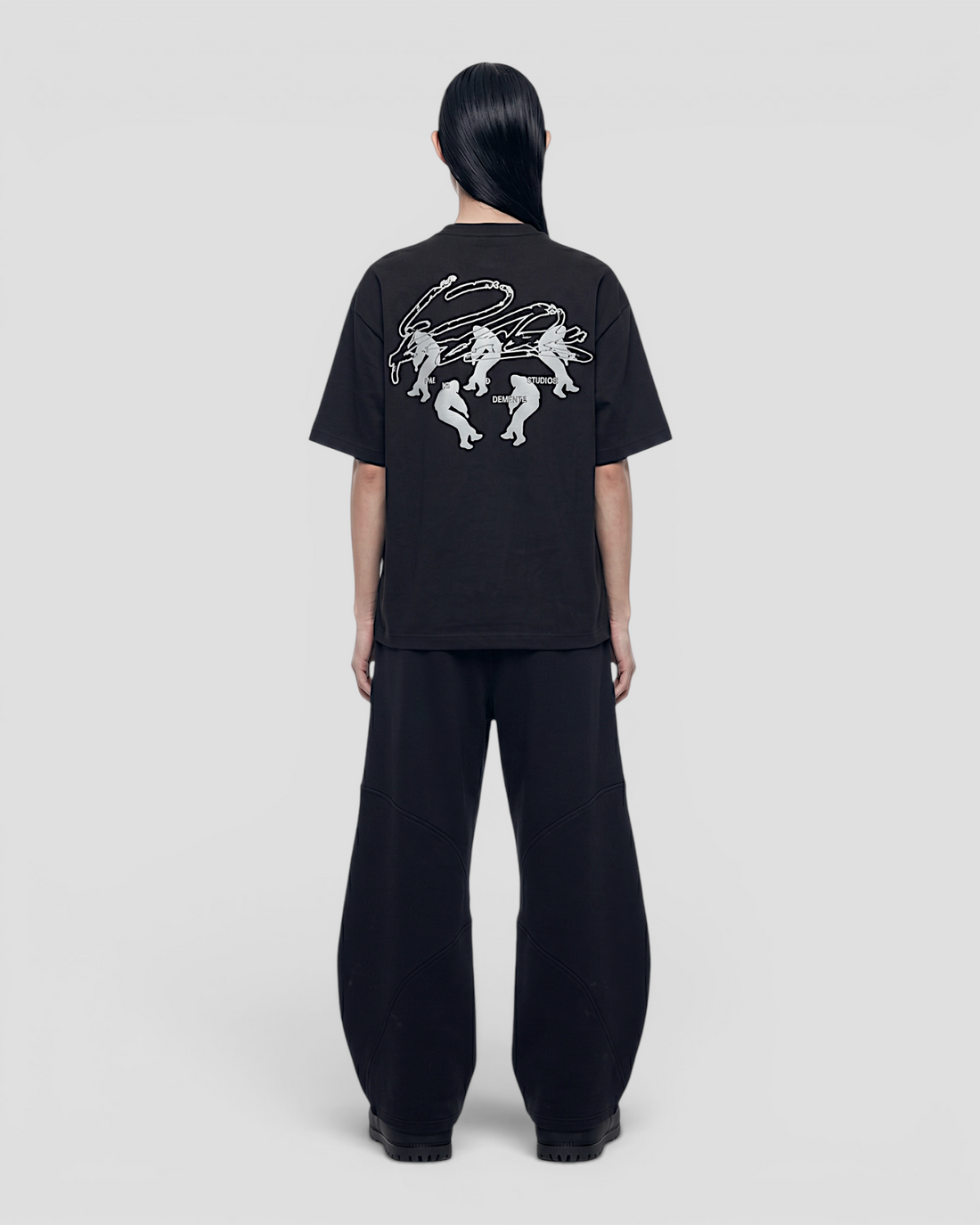 FLOTANTE BLACK OVERSIZED TEE