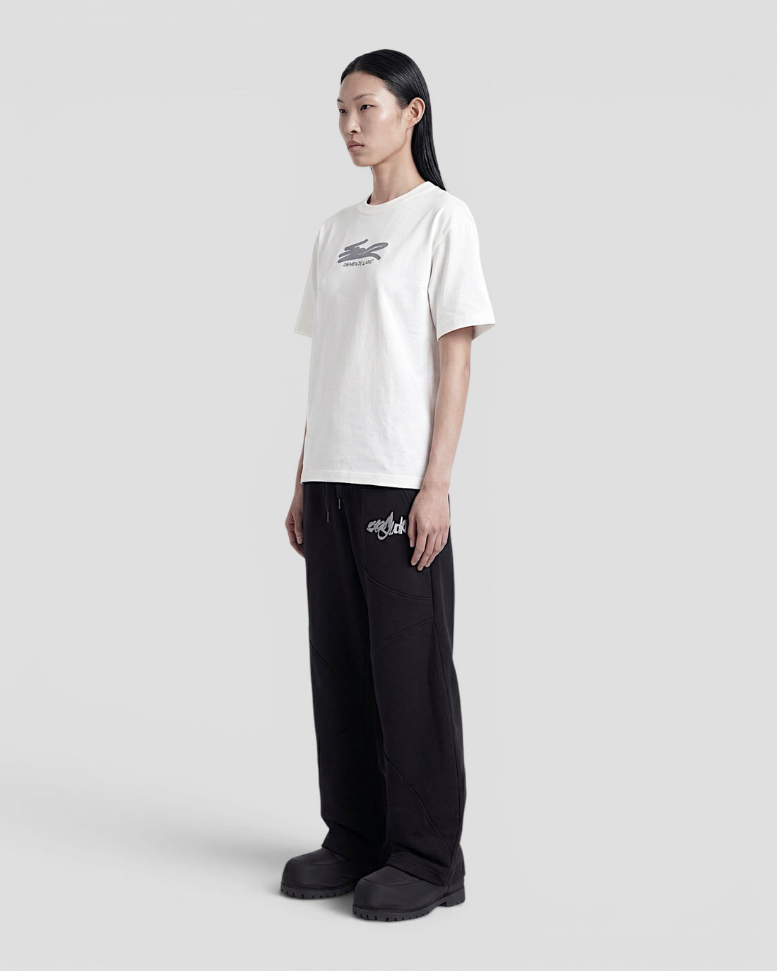 FLOTANTE WHITE OVERSIZED TEE