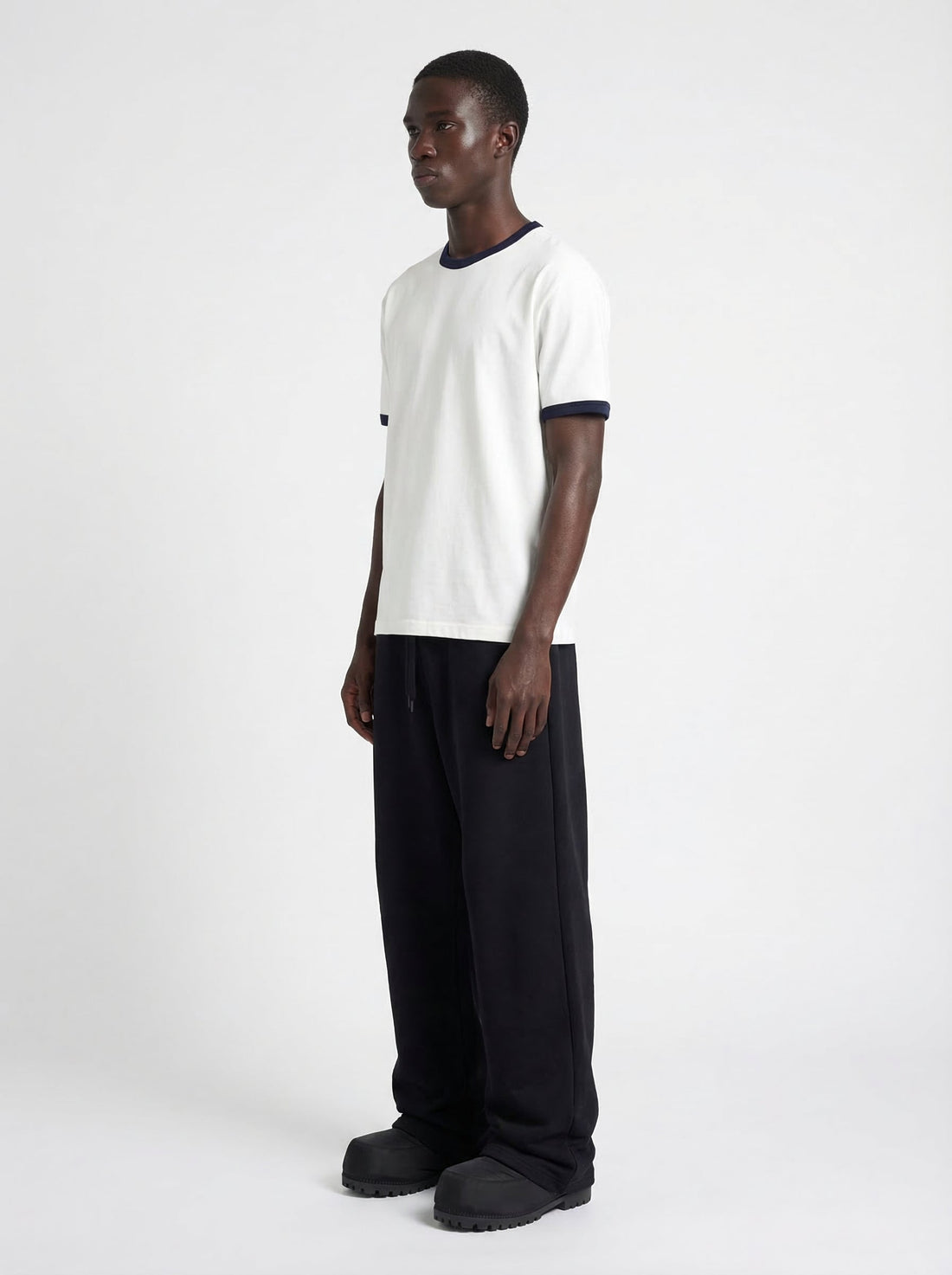 Luis Ribbed Regular Blank White And Navy Tee V2