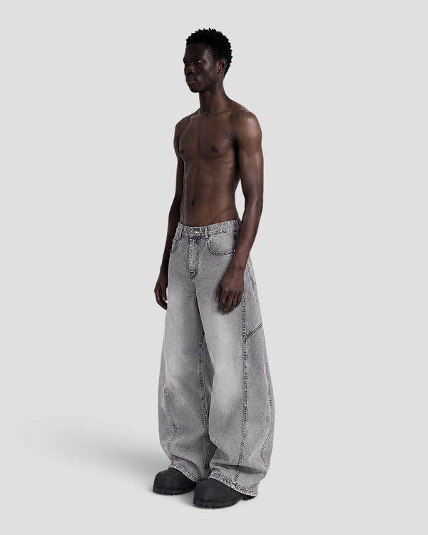 DEMENTE LIGHT GREY WASHED BARREL CURVED OVERSIZED JEANS