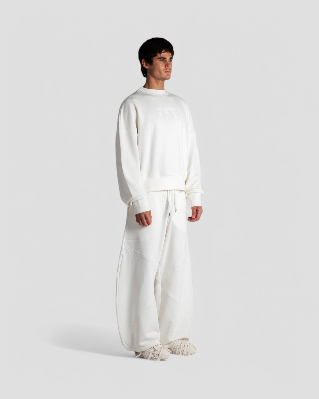 DEMENTE OFFWHITE CREWNECK