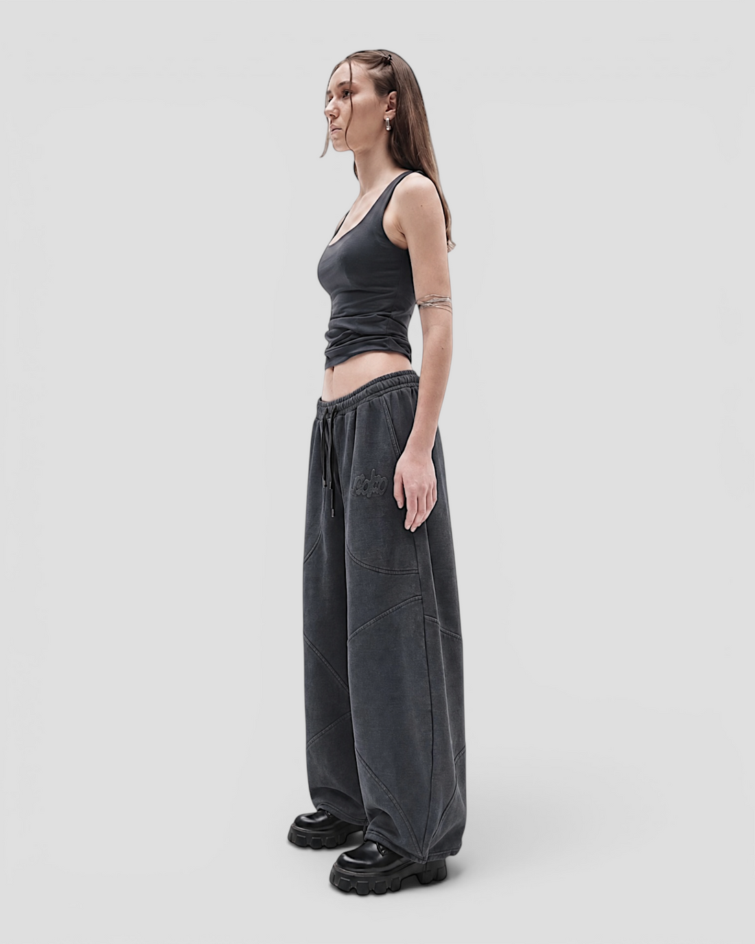 DEMENTE DARK GREY SWEATPANTS