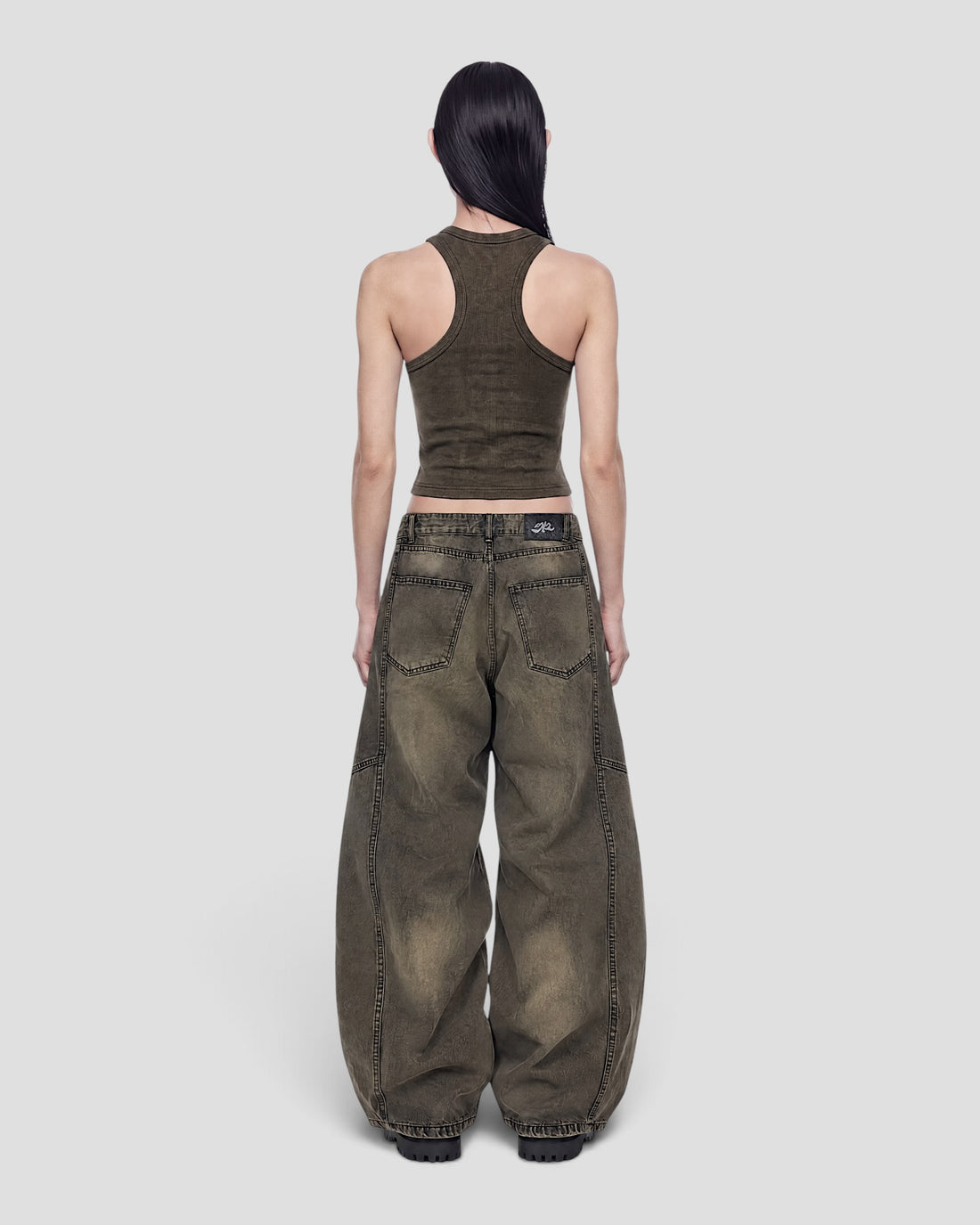 DEMENTE BROWN WASHED BARREL CURVED OVERSIZED JEANS